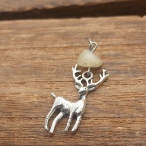 Silver Tone Deer Pendant with Cream Stone P243